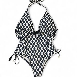Apt.9 Black/White Geometric One Piece Swimsuit